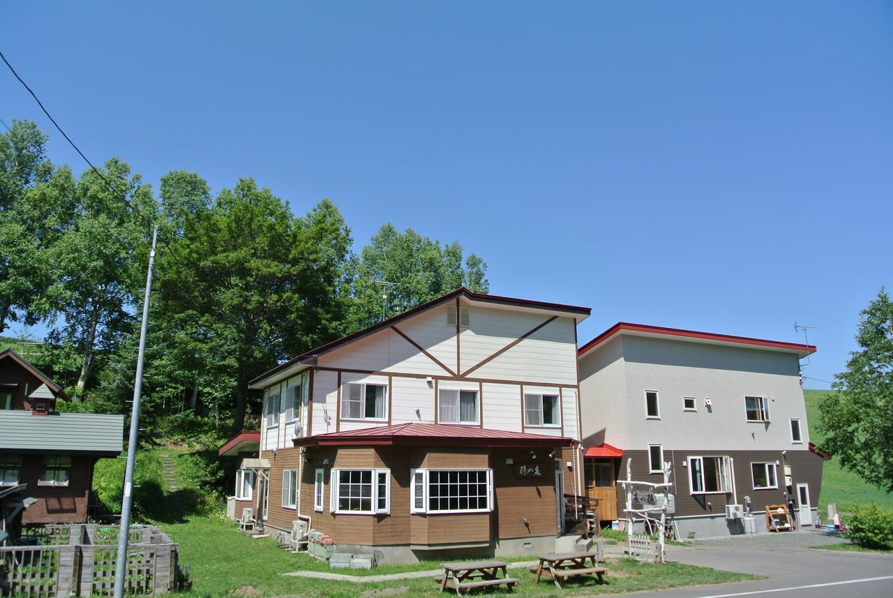 惠雪笑颜绽放住宿加早餐旅馆 2* 美瑛町