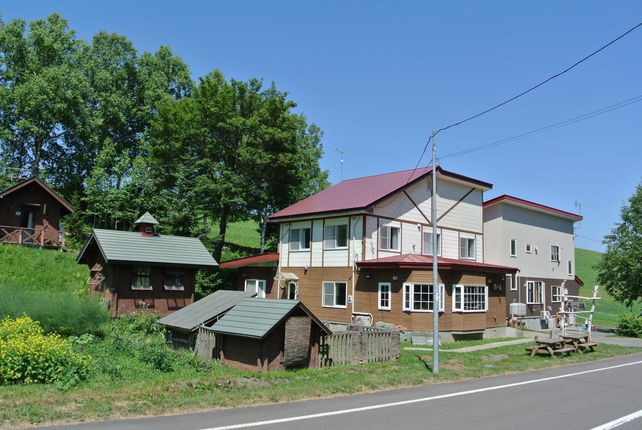 惠雪笑颜绽放住宿加早餐旅馆 2* 美瑛町