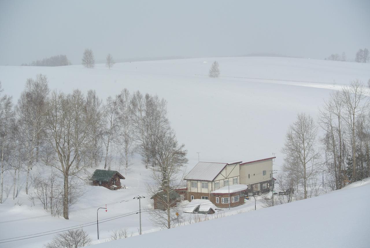 惠雪笑颜绽放住宿加早餐旅馆 2* 美瑛町